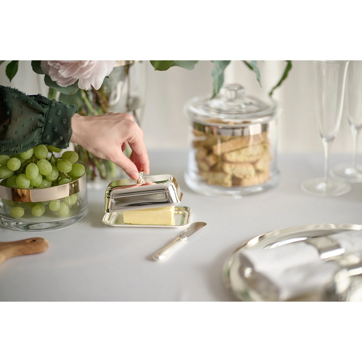 Butterdose Mary mit Messer (8x13 cm)