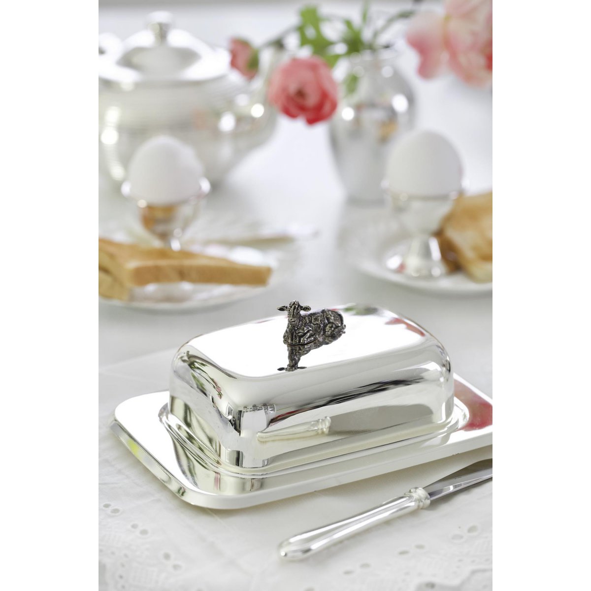 Butterdose Kuh 13x18 cm, H 8 cm, Glaseinsatz, edel versilbert, mit Buttermesser