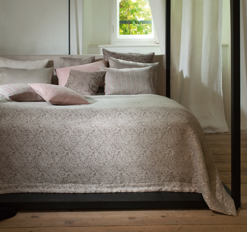 Bettüberwurf Versailles