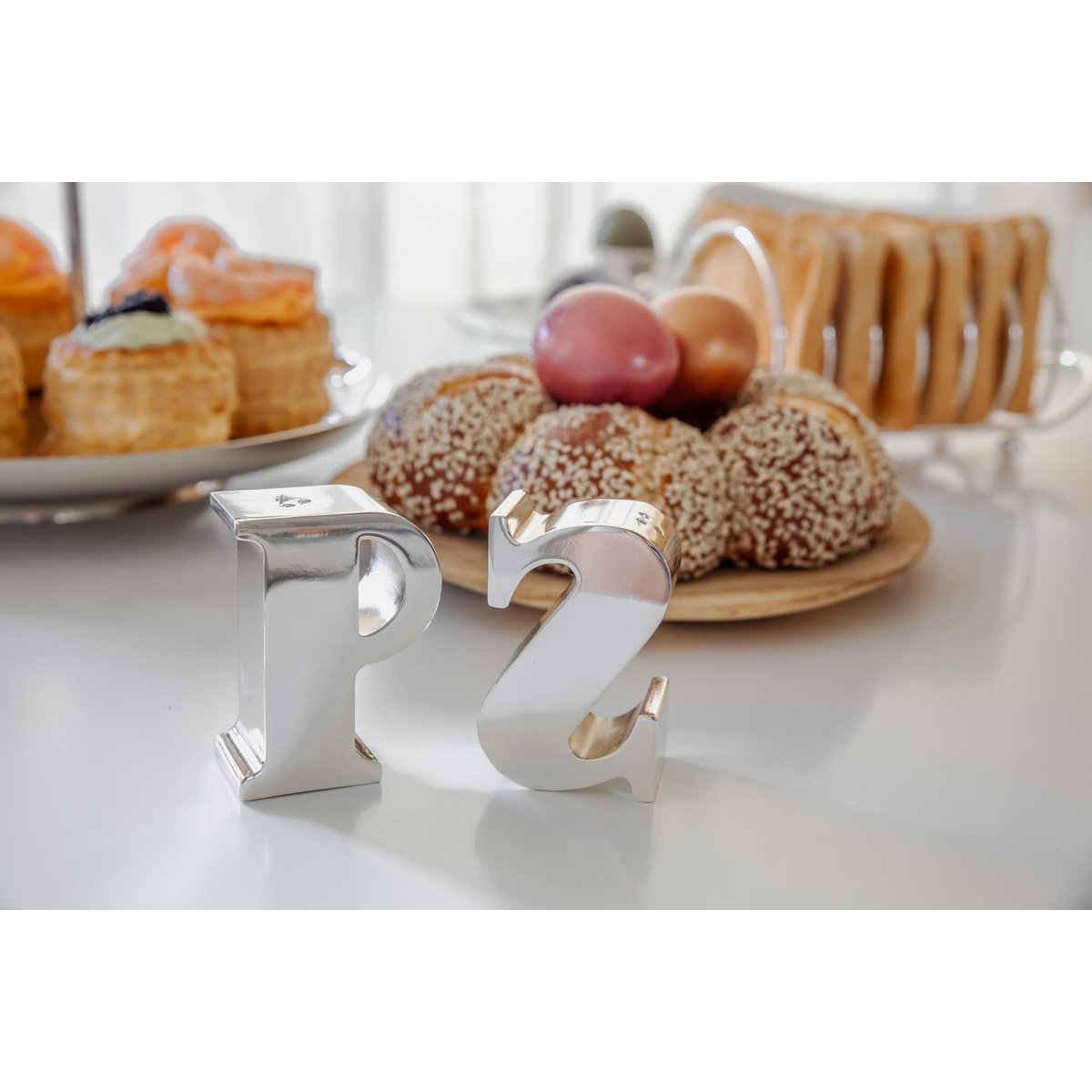 Salz- & Pfefferstreuer Favre, Buchstaben P & S versilbert