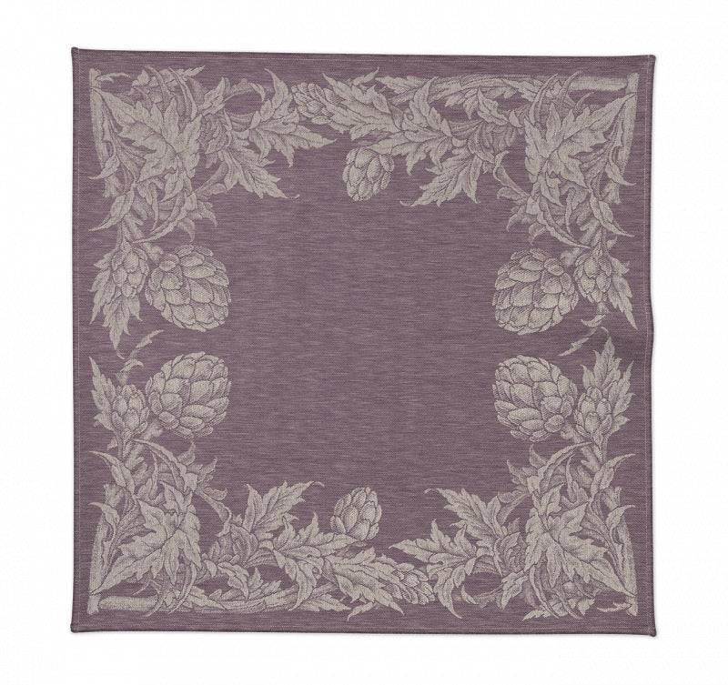 Serviette Tosca aus 100 % Leinen in  Aubergine - Sand mit mediterraner Jacquard-Bordüre und Artischockenmotiv.
